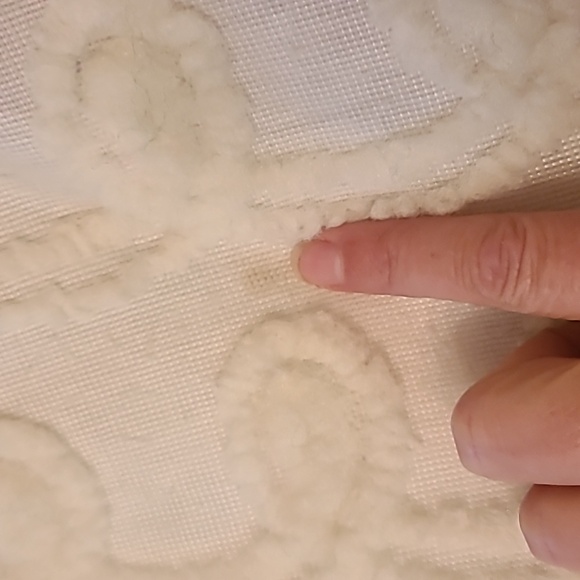 Vintage MCM Double Peacock Chenille style bedspread, very minor damage. - Picture 9 of 12